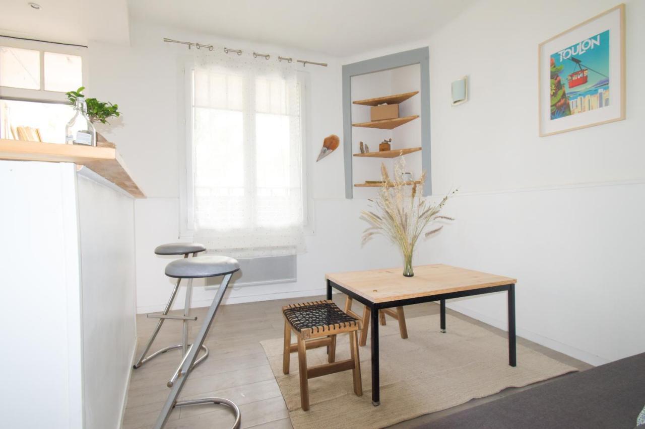 Le 92 Toulon Bas Faron Apartment Exterior photo