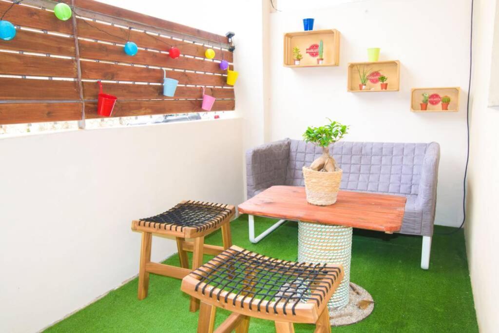 Le 92 Toulon Bas Faron Apartment Exterior photo